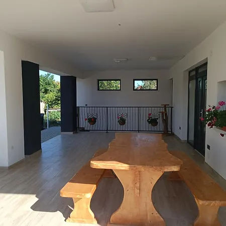 Fórizs Vendégház Jánd